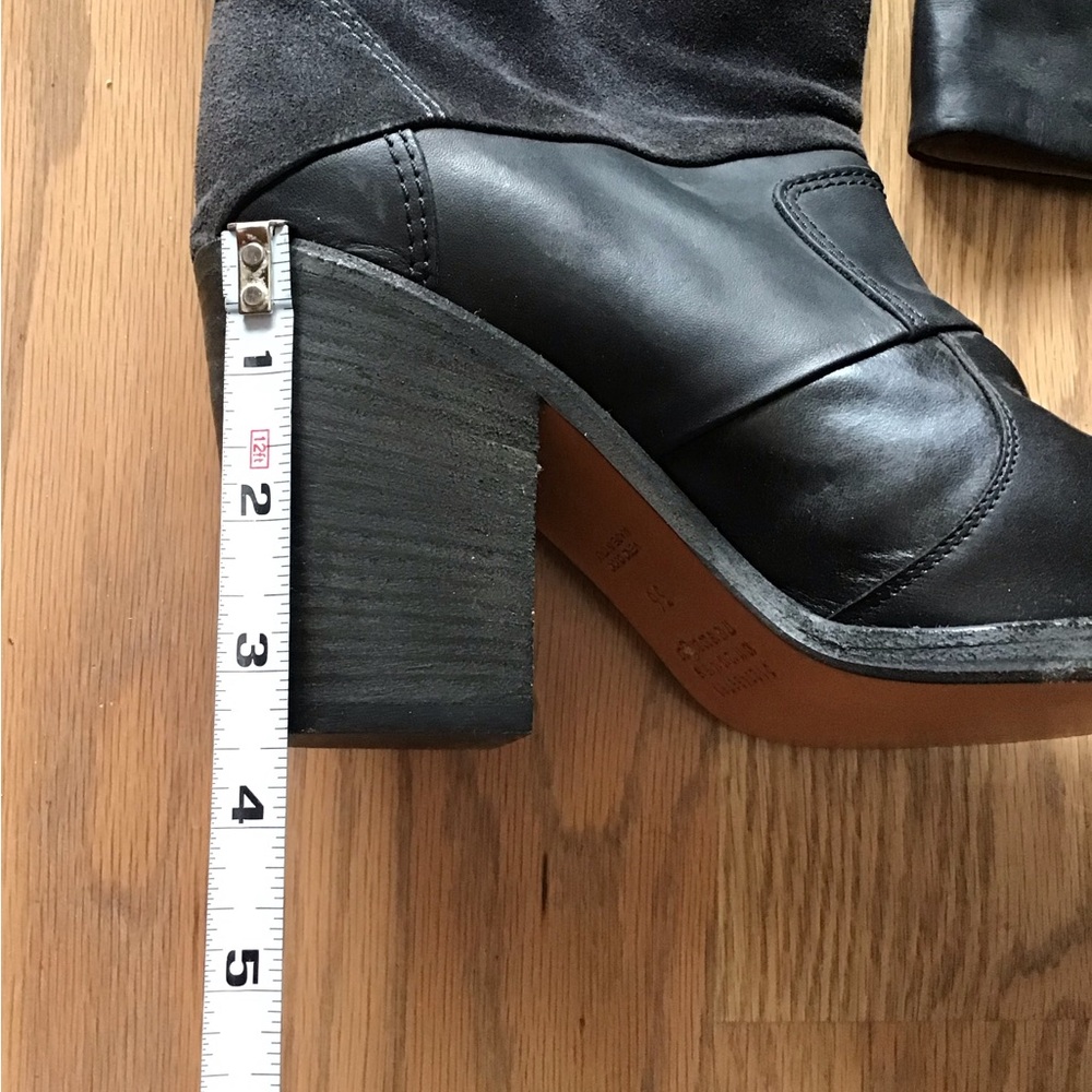 Maison Martin Margiela Black Heeled Boots - Picture 3 of 3